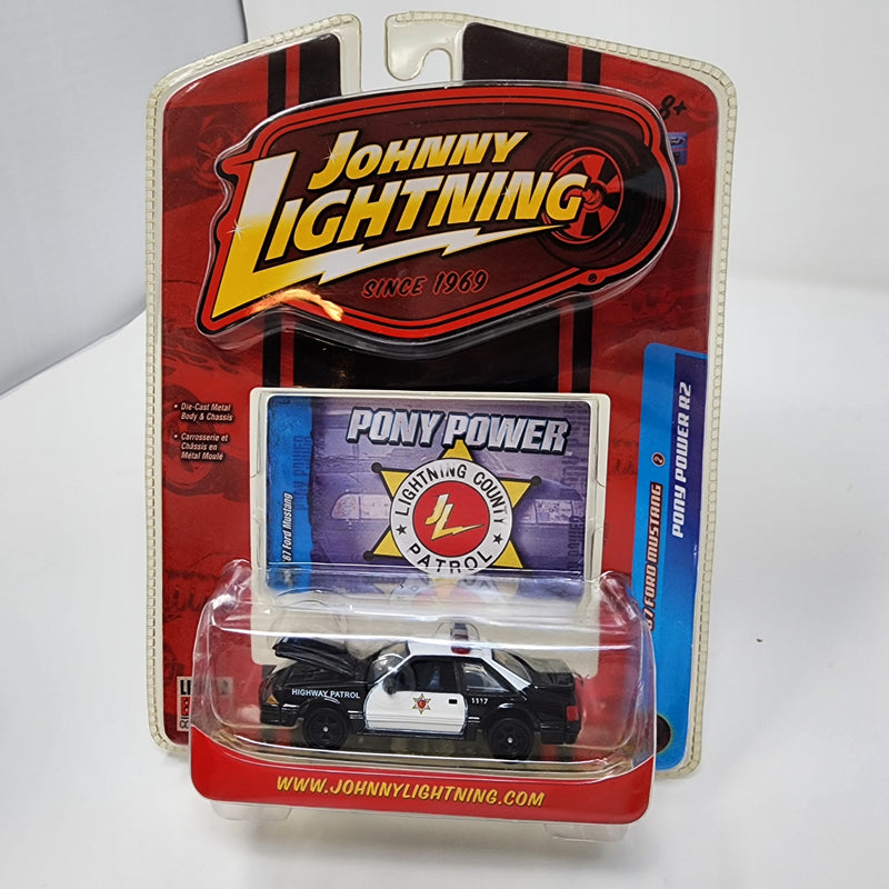 1987 Ford Mustang Highway Patrol * Johnny Lightning Pony Power