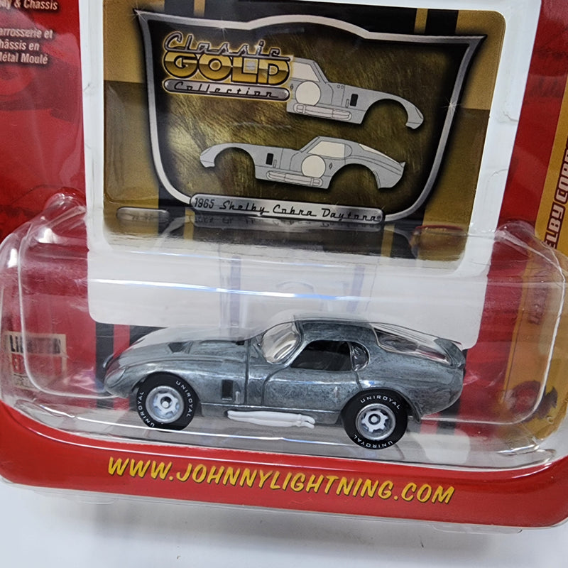 1965 Shelby Cobra Daytona Unpainted * Johnny Lightning Classic Gold Collection