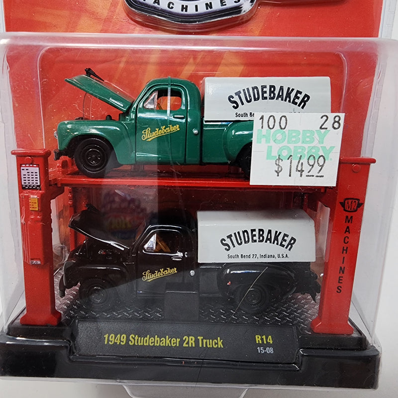 2-PACK * 1949 STUDEBAKER 2R TRUCK * BLACK & GREEN * M2 Machines Auto-Lift