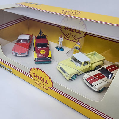 Chase Green Machine * Shell Service Center Collection * 4 Car Set  * Greenlight Diorama