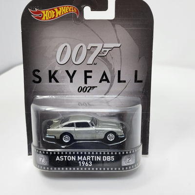 Aston Martin DB5 1963 Bond Skyfall * Hot Wheels Retro Entertainment