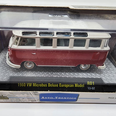 1960 VW Microbus Deluxe European * M2 Machines Auto-Thentics