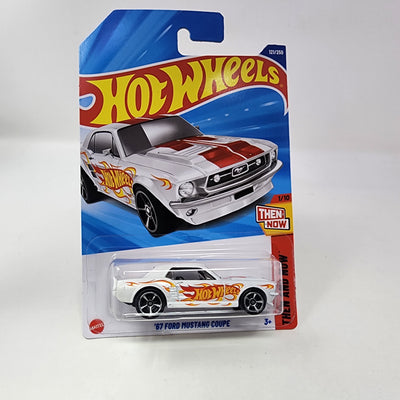 '67 Ford Mustang Coupe #121 * White * 2025 Hot Wheels Case F