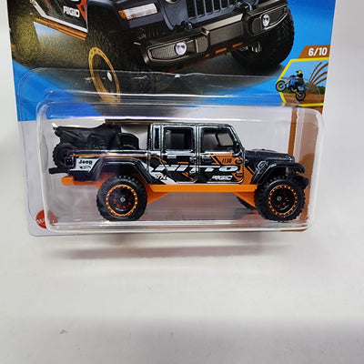 '20 Jeep Gladiator #130 * Super Treasure Hunt * 2025 Hot Wheels Case F