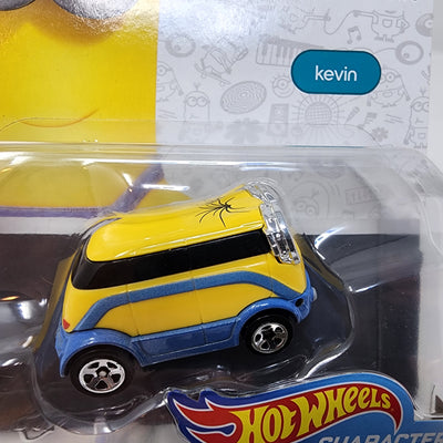 Kevin * Hot Wheels Character Cars Minions The Rise of Gru