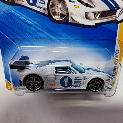 Ford GT LM #39 * WHITE * Hot Wheels 2009