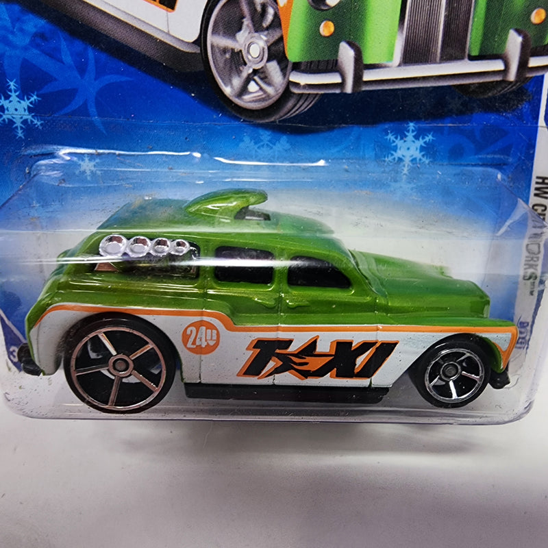 Cockney Cab II * Green * Hot Wheels 2009