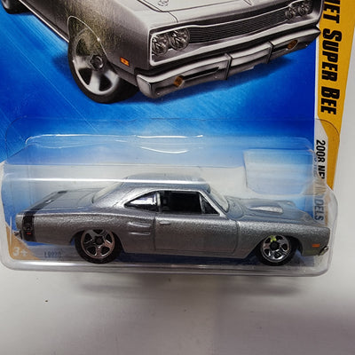 '69 Dodge Coronet Super Bee #5 * SILVER * Hot Wheels 2008 New Models