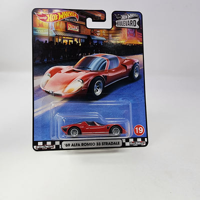 '69 Alfa Romeo 33 Stradale #19 * Hot Wheels Boulevard