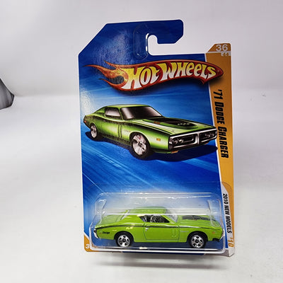 '71 Dodge Charger #36 * Green * Hot Wheels 2010 New Models