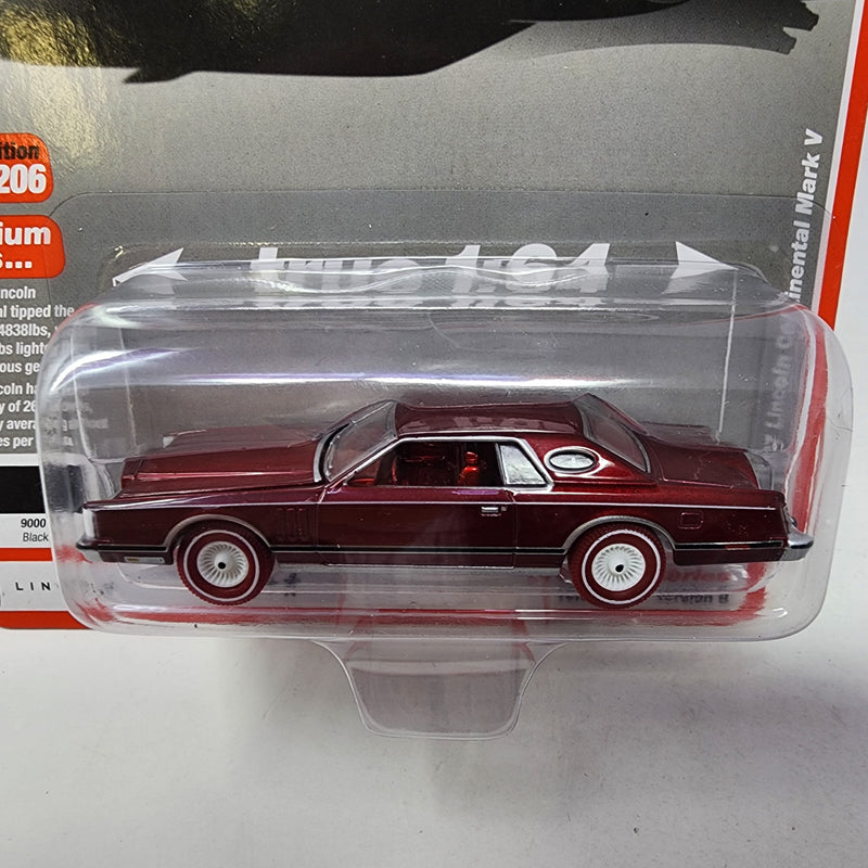 CHASE * 1977 Lincoln Continental Mark V * Auto World Luxury Cruisers