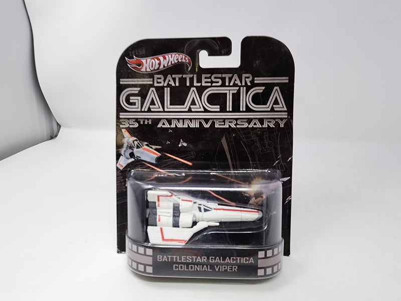 Colonial Viper Battlestar Galactica * Hot Wheels Retro Entertainment