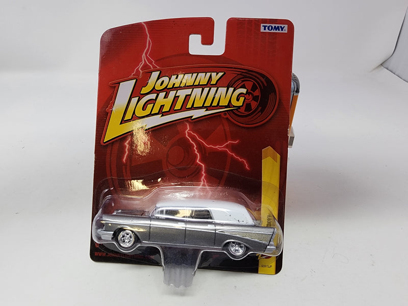 1957 Chevy * Grey w/ White Roof * Johnny Lightning