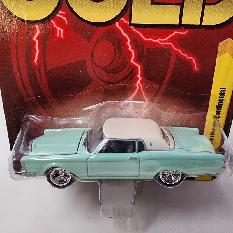 1969 Lincoln Continental * Johnny Lightning Classic Gold