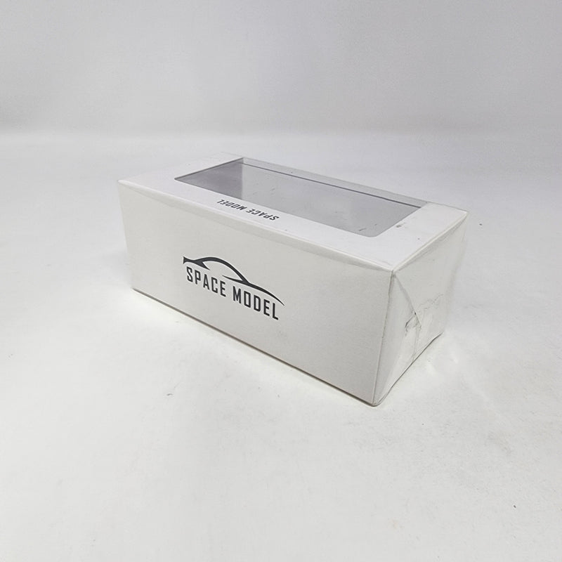 RAUH-Welt Porsche LBWK * Space Model 1:64 Scale