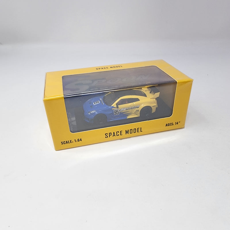 Nissan GT-R Spoon * Space Model 1:64 Scale