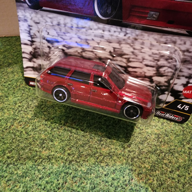 Mercedes-Benz E 36 AMG * RED * 2025 Hot Wheels Car Culture Off Road Case J