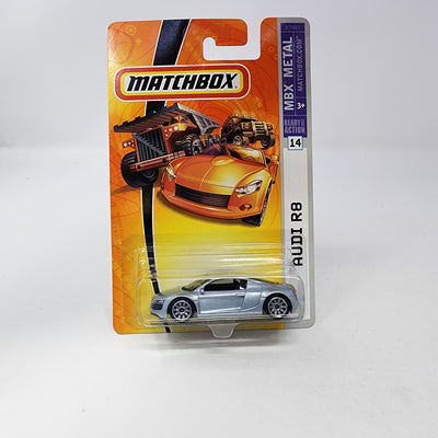 Audi R8 #14 * Silver * Matchbox Basic