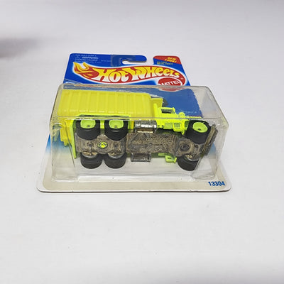 Dump Truck * Yellow * Hot Wheels Real Rides Series