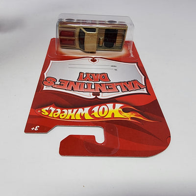 '83 Chevy Silverado * Hot Wheels Valentine's Day