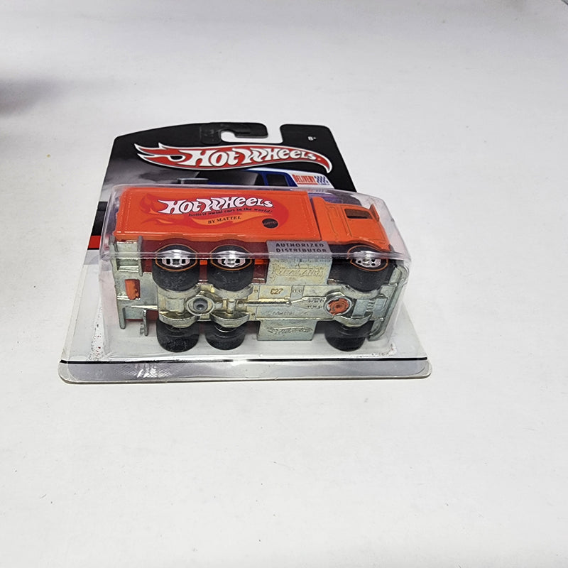 Hiway Hauler * Orange * Hot Wheels Garage Delivery