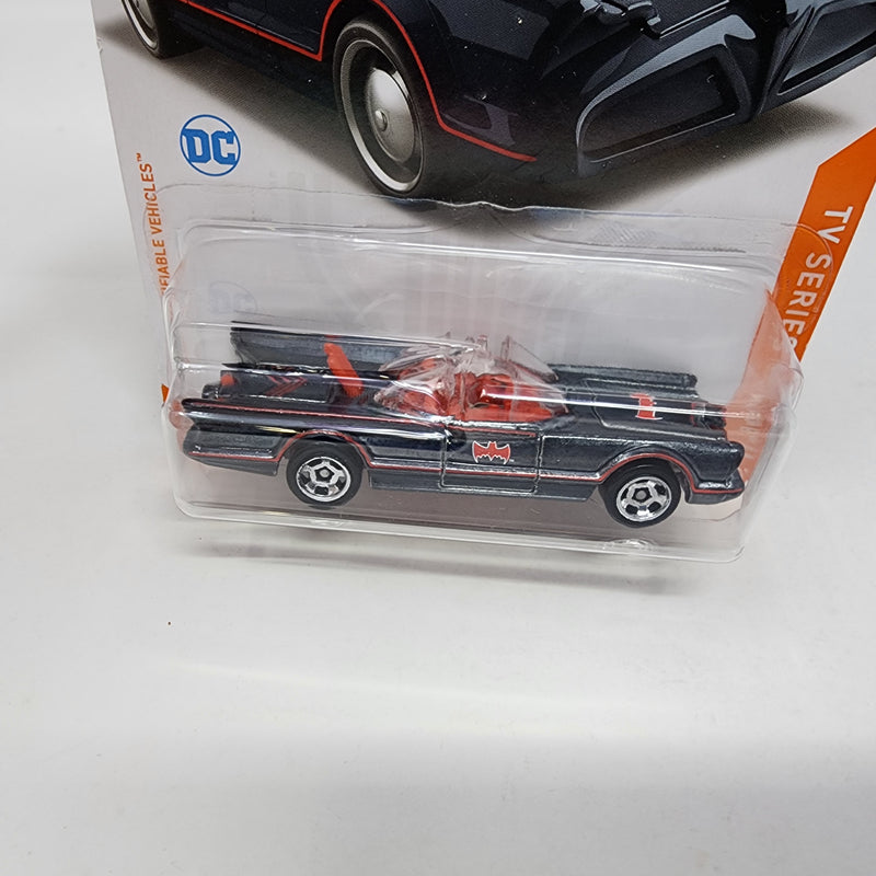 TV Series Batmobile * Hot Wheels ID Car Series