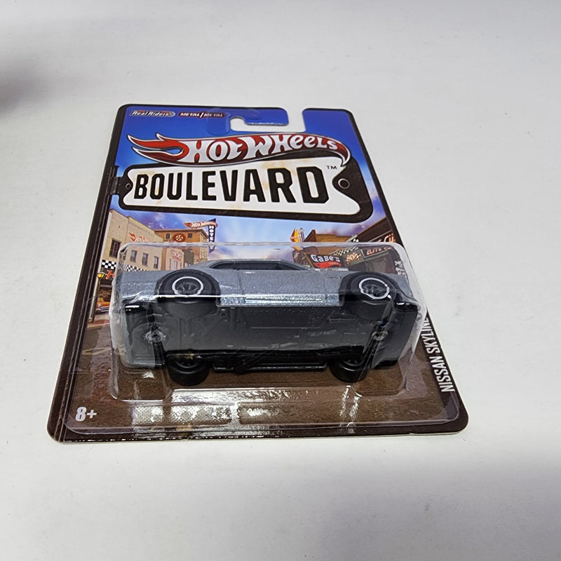 Nissan Skyline H/T 2000GT-X * Hot Wheels Boulevard