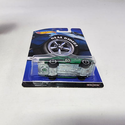 Aston Martin 1963 DB5 * green * Hot Wheels Heritage Real Riders