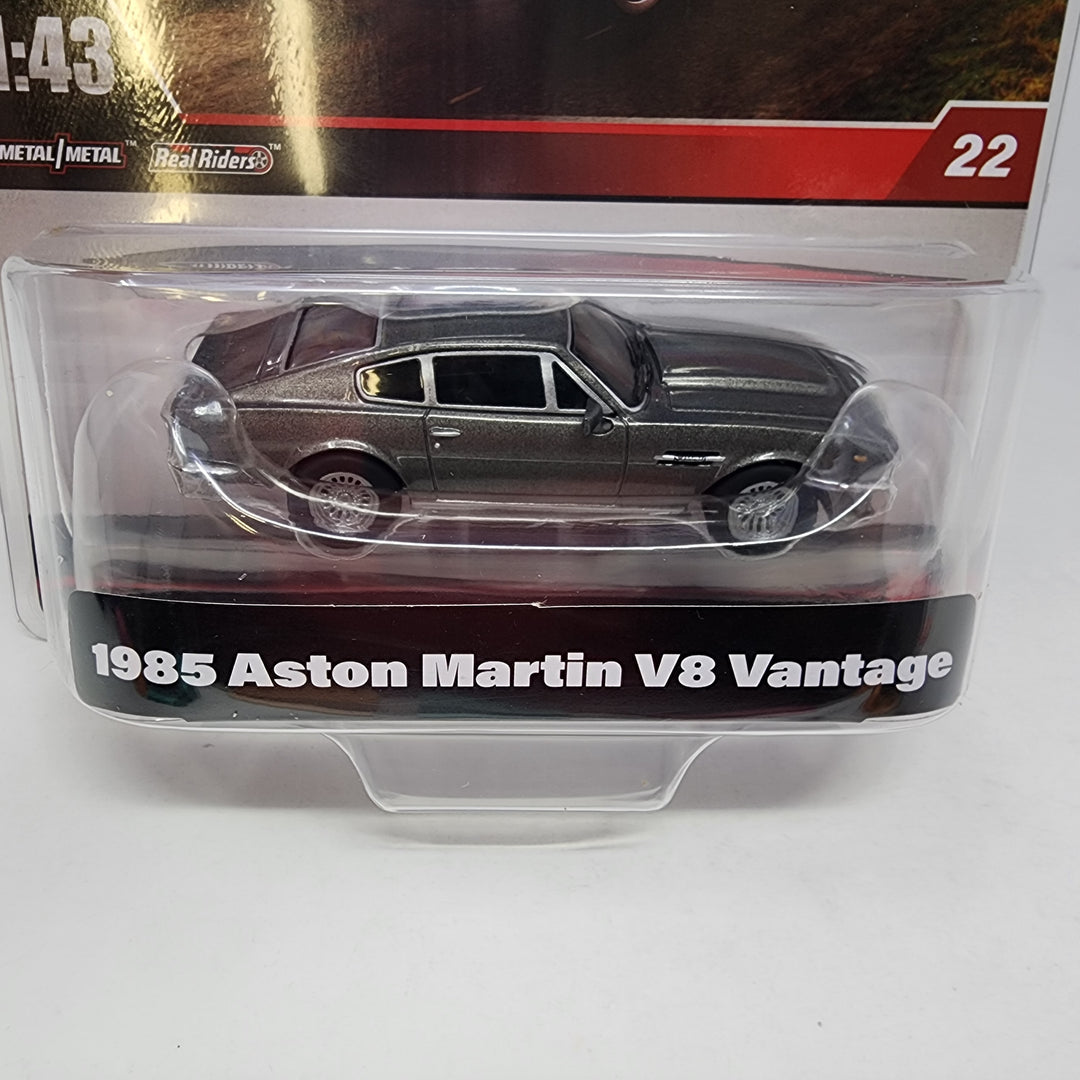 1985 Aston Martin V8 Vantage * 2025 Hot Wheels 1:43 Scale Series