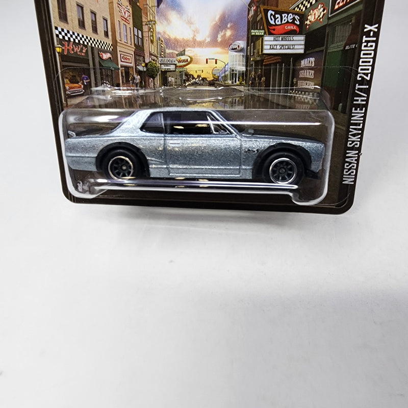 Nissan Skyline H/T 2000GT-X * Silver * Hot Wheels Boulevard