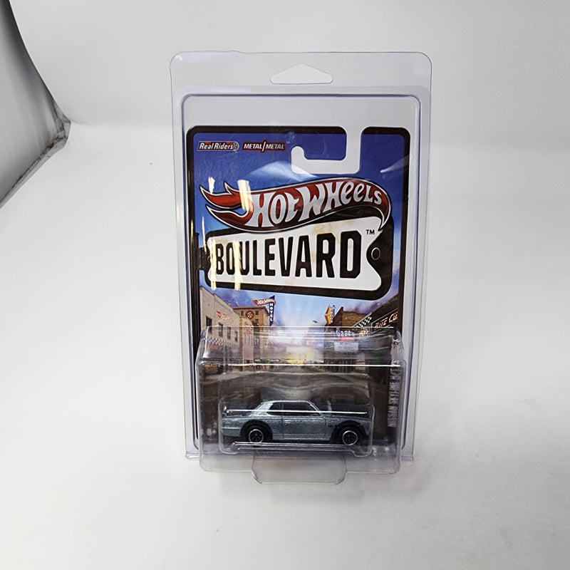 Nissan Skyline H/T 2000GT-X * Silver * Hot Wheels Boulevard