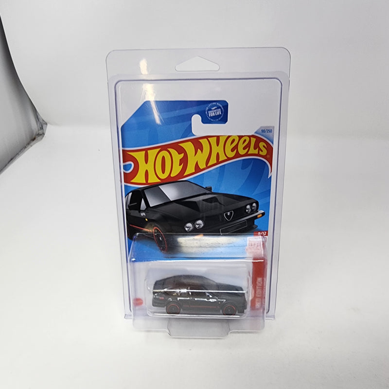 Alfa Romeo GTV6 3.0 * Black * Hot Wheels 2024 Target Red Edition