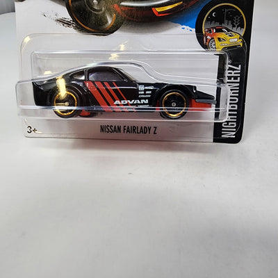Nissan Fairlady Z * Hot Wheels 2017 w/ Factory Holo