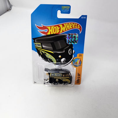 Kool Kombi #302 * Hot Wheels 2017 w/ Factory Holo