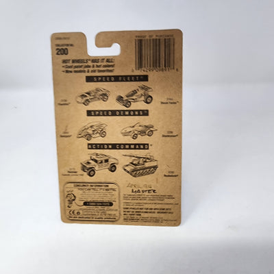 Custom Corvette #200 * WHITE * Hot Wheels Blue Card