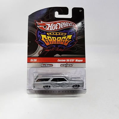 Custom '66 GTO Wagon #15 * Silver * Hot Wheels Garage Larry's