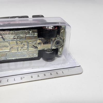 '57 Chrysler 300 #25 * Black * Hot Wheels Garage Larry's Chase w/ Initials