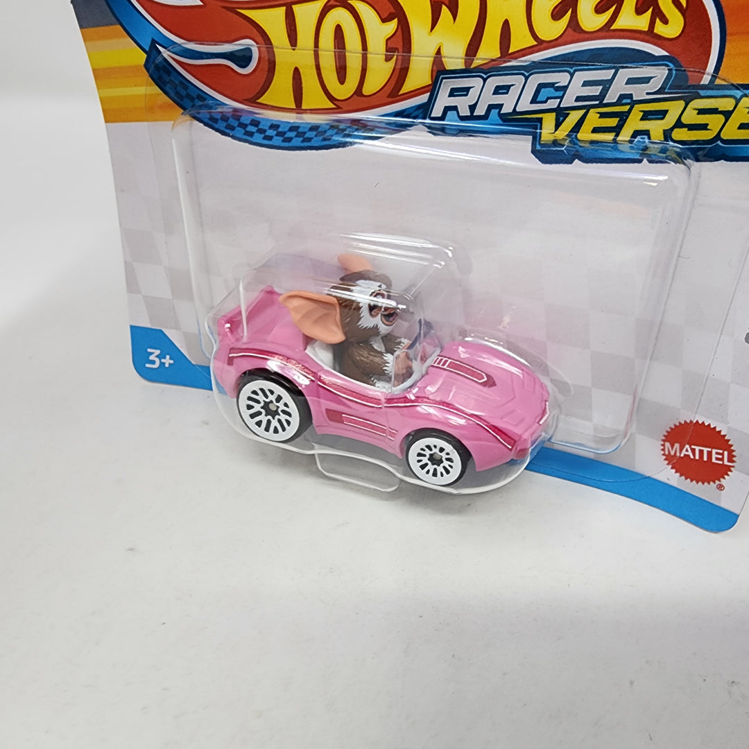Gizmo Gremlins * 2025 Hot Wheels Racer Verse Case D