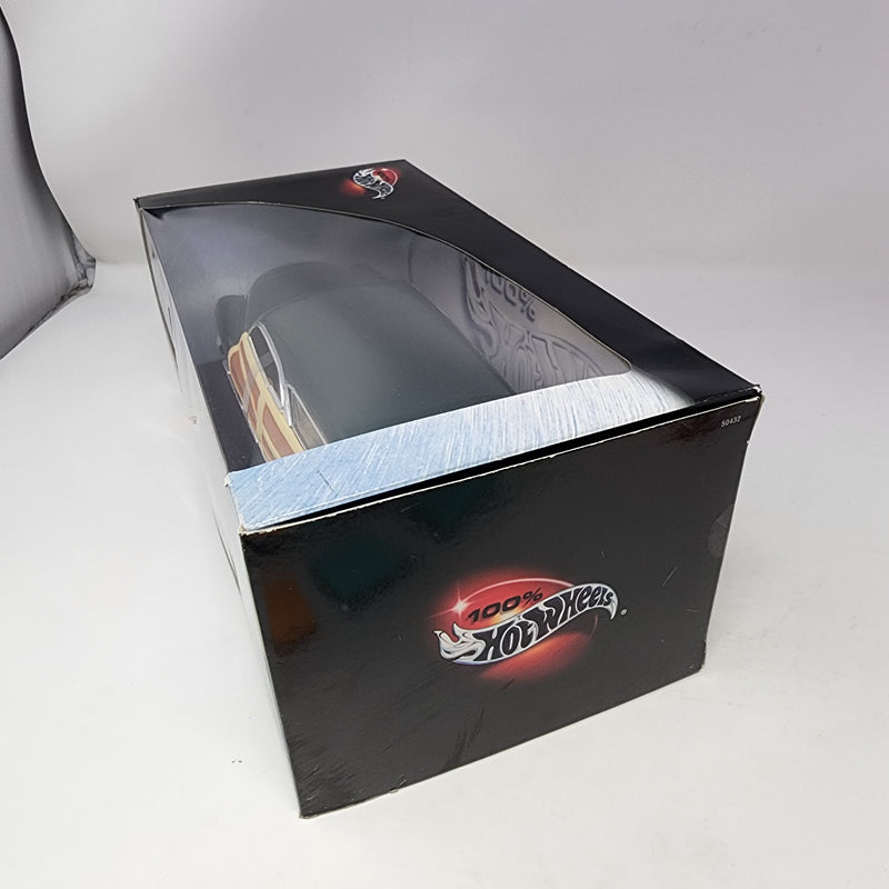 Merc Woodie 1950 * 100% Hot Wheels 1/18 Scale