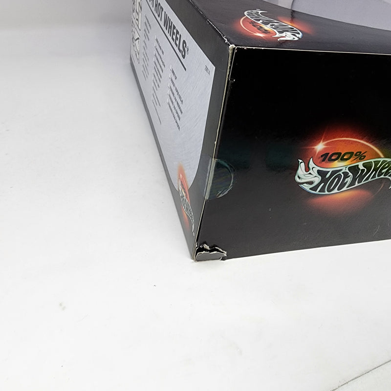 BMW Z8 * 100% Hot Wheels 1/18 Scale