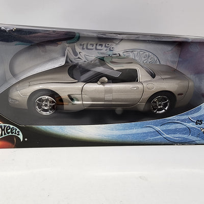 Chevy Corvette C5 * 100% Hot Wheels 1/18 Scale