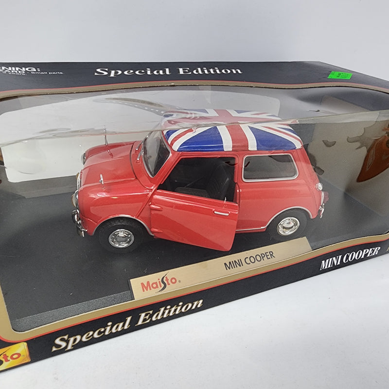 Mini Cooper * RED w/ UK Flag Roof * Maisto Special Edition 1/18 Scale