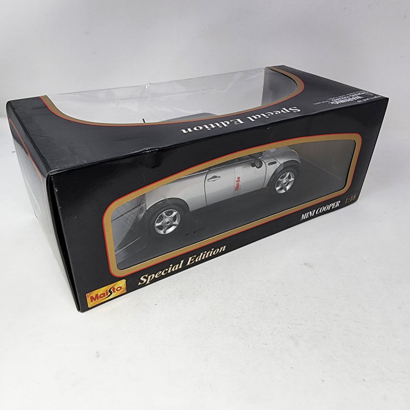 Mini Cooper * Silver * Maisto Special Edition 1/18 Scale