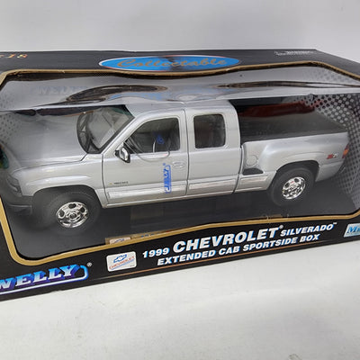 1999 Chevrolet Silverado Extended Cab Sportside Box * Welly Collectibles 1/18 Scale