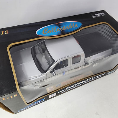 1999 Chevrolet Silverado Extended Cab Sportside Box * Welly Collectibles 1/18 Scale