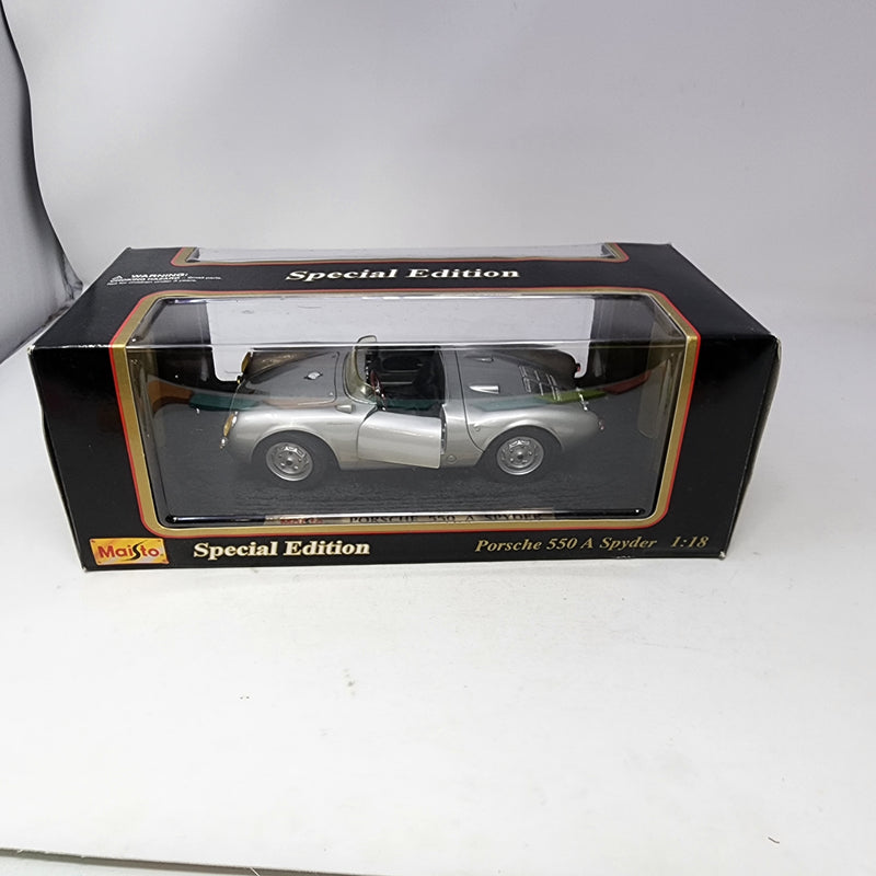 Porsche 550 A Spyder * Maisto Special Edition 1/18 Scale