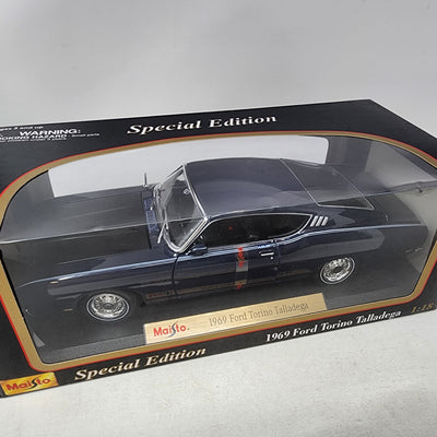1969 Ford Torino Talladega * Maisto Special Edition 1/18 Scale