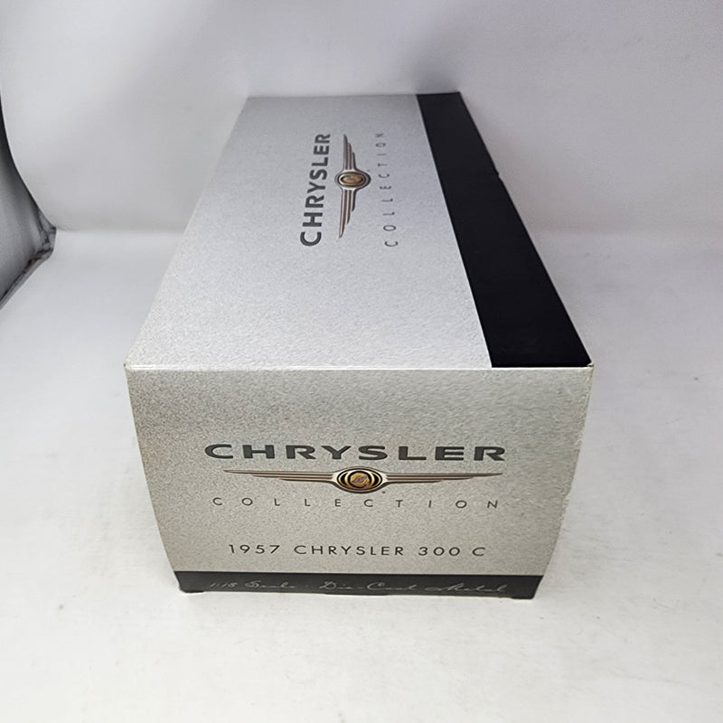 ミニカー ERTL Collectibles 1/18 1957 Chrysler300C 1957 Chrysler 300C, Metallic Green 1:18 Diecast Model Car by