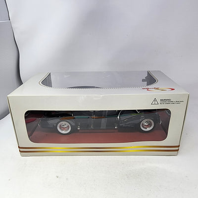 1938 Cadillac V16 Fleetwood * Signature Models 1/18 Scale