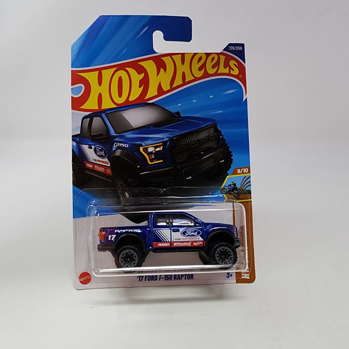 Hotwheels HWC  ’17 Ford Raptor F150 Amazon.com: Hot Wheels '17 Ford F-150 Raptor : Toys & Games